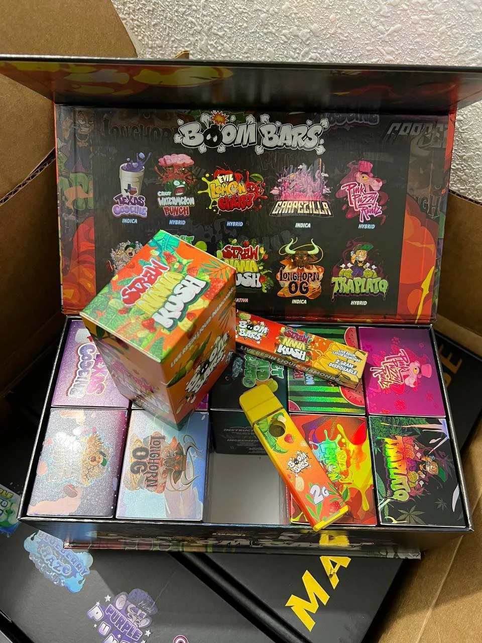 Boom Bars Mixed Strain 2g Disposable Vape Box – Hybrid, Indica, and Sativa Assortment
